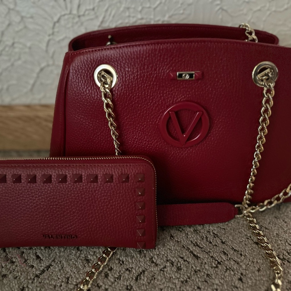 Valentino purse and matching wallet